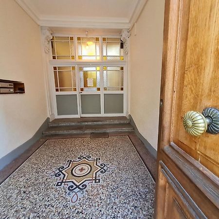 Appartement Intra Muros 8 Personnes Climatise Wifi Stationnement Facile Avignon Exterior photo